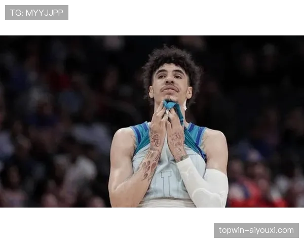 拉梅洛·鲍尔通过无球跑动提高三分命中率显著领先全队