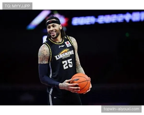 穆托姆博防守篮板效率显著提升拉开内线护筐差距