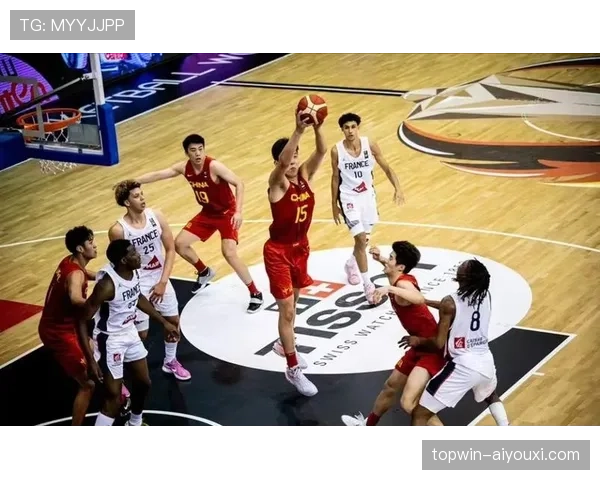 篮球比赛中，限制区规则的详细解析与常见误区说明